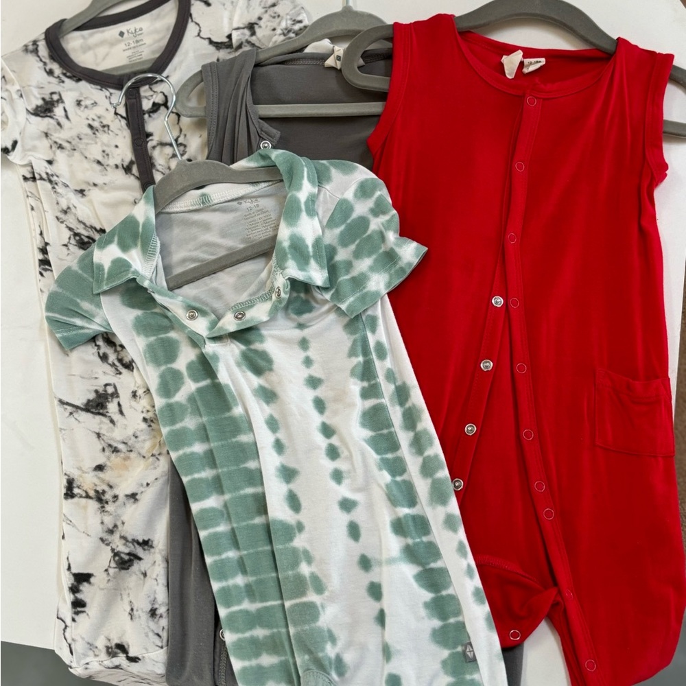 Kyte baby rompers 12-18, riptide, marble, crimson, slate